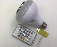 88471 RGB Лампочка-колонка