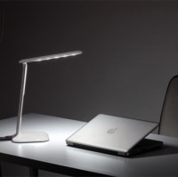 12831 Светильник настольный LED